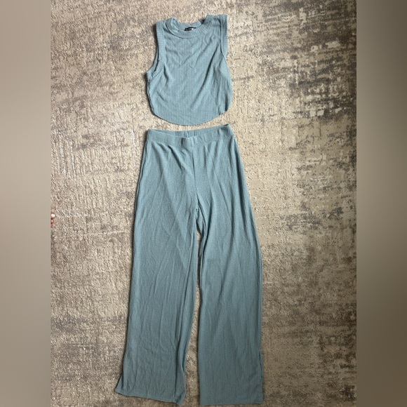 Two piece crop top high rise wide leg comfy stretch blue pant set sz M NWT - Picture 3 of 4